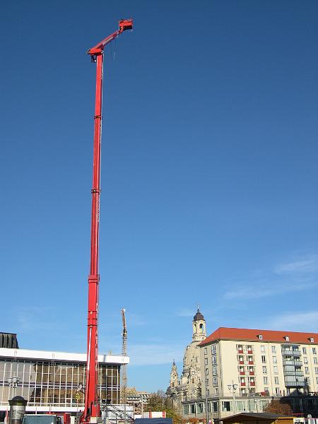2005-10-28, Vorbereitungen Weihe (3).JPG
